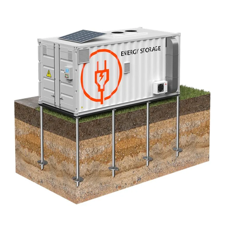 Accumulo a batterie su pali a vite